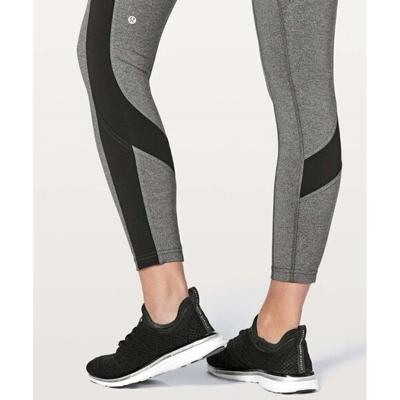 Lululemon | Box It Out Tights in Heathered Black / Black - Picture 2 of 11